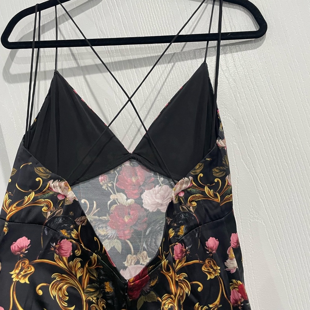 Alice + Olivia Milta Floral Satin Mermaid Slipdress - Picture 5 of 8